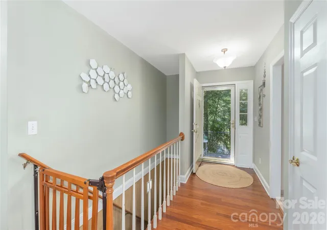 2nd image of 446 Deerhaven Ln, Hendersonville, NC 28791 | MLS# 4385422