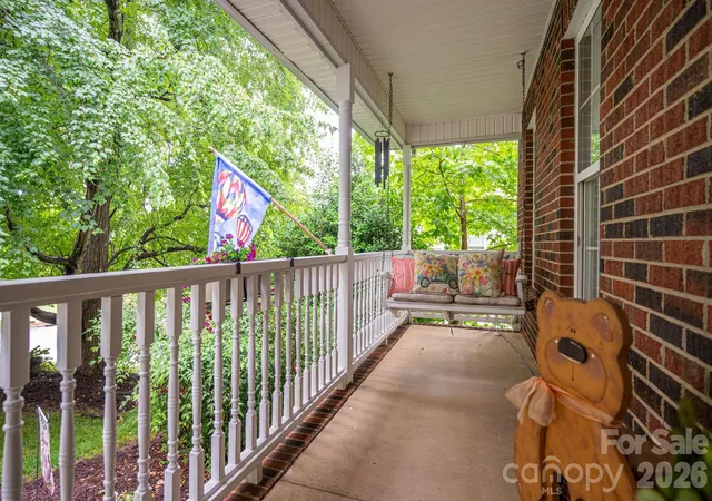 Photo 4 of Single family home for sale at 1228 Plantation Trl, Gastonia, NC 28056 | MLS# 4385430 | Listing updated on 2026-08-24