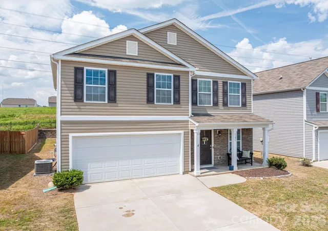 Homes for sale in Dallas, NC | 1536 Gaston Mountain Dr, Dallas, NC 28034 | MLS# 4385455
