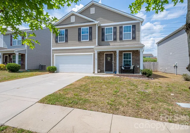 Homes for sale in Dallas, NC | 1536 Gaston Mountain Dr, Dallas, NC 28034 | MLS# 4385455