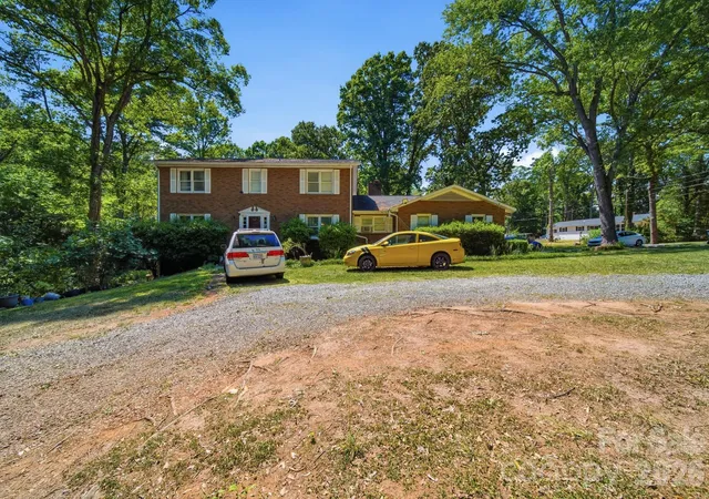 3rd image of 970 23Rd Ave Ne, Hickory, NC 28601 | MLS# 4385479