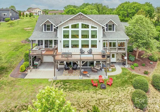2nd image of 18 Adas Wy, Weaverville, NC 28787 | MLS# 4385497