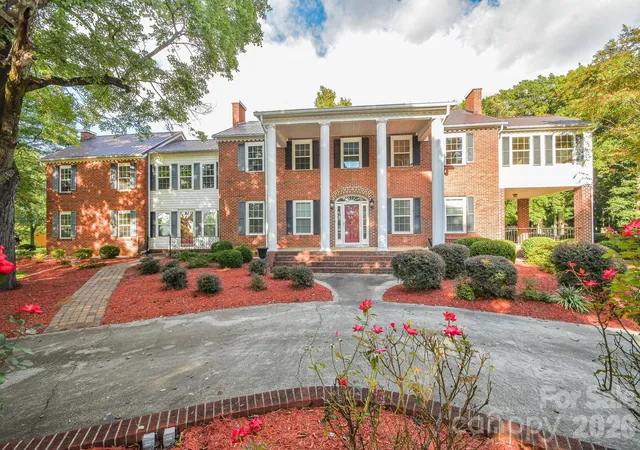 Photo 2 of Single family home for sale at 1814 Highway 601 N, Pageland, SC 29728 | MLS# 4385498 | Listing updated on 2026-06-02