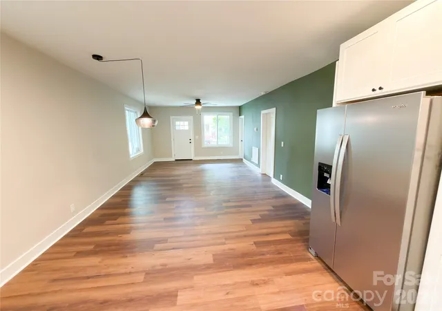 Photo 4 of Single family home for sale at 1904 Hemlock Ave, Gastonia, NC 28054 | MLS# 4385499 | Listing updated on 2026-09-21