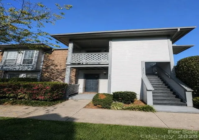 Photo 1 of Condo for sale at 4613 Hamory Dr, Charlotte, NC 28212 | MLS# 4385523 | Listing updated on 2026-09-01