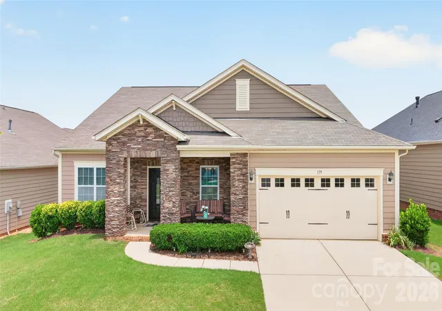 Photo 1 of Single family home for sale at 179 Glastonbury Dr, Mooresville, NC 28115 | MLS# 4385527 | Listing updated on 2026-09-26