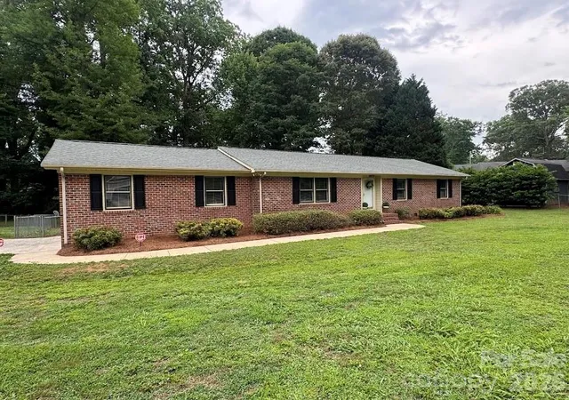 Homes for sale in Huntersville, NC | 9409 Wedgewood Dr, Huntersville, NC 28078 | MLS# 4385553