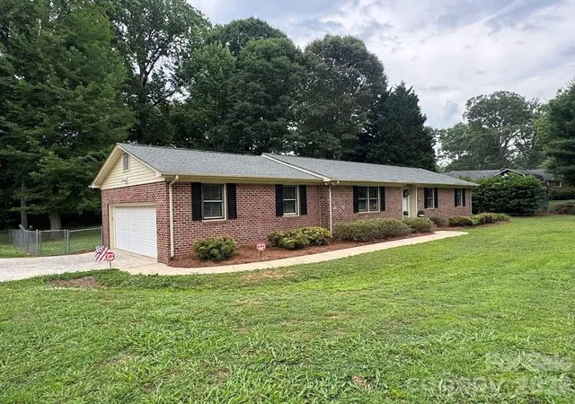 Homes for sale in Huntersville, NC | 9409 Wedgewood Dr, Huntersville, NC 28078 | MLS# 4385553