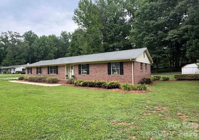 Homes for sale in Huntersville, NC | 9409 Wedgewood Dr, Huntersville, NC 28078 | MLS# 4385553