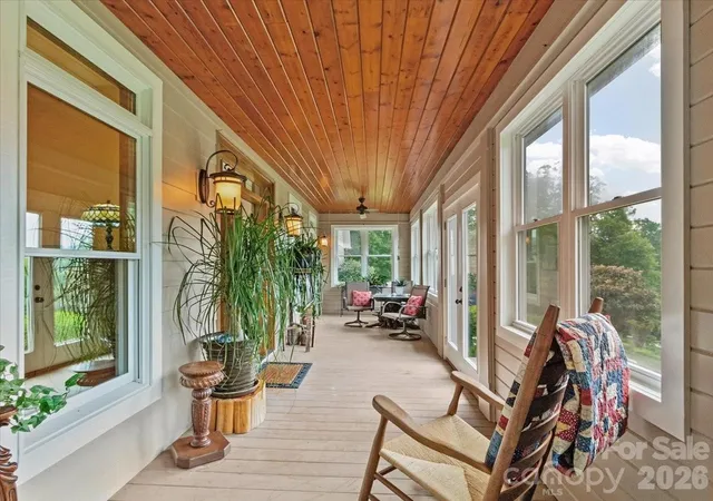 Photo 5 of Single family home for sale at 750 Barebridge Dr, Burnsville, NC 28714 | MLS# 4385574 | Listing updated on 2026-08-26