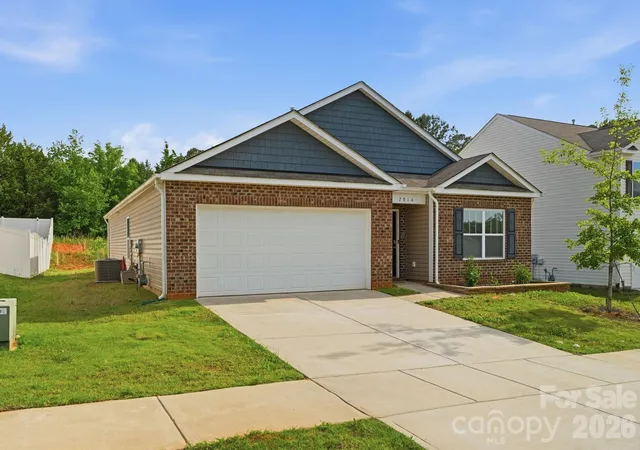 2nd image of 2814 Sherrills Stream Dr, Sherrills Ford, NC 28673 | MLS# 4385580