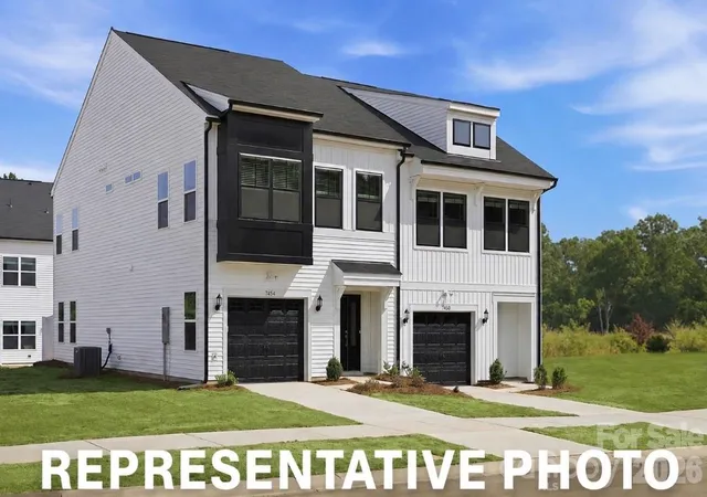 1st image of 5820 Salamander Run Ln #44, Charlotte, NC 28215 | MLS# 4385603