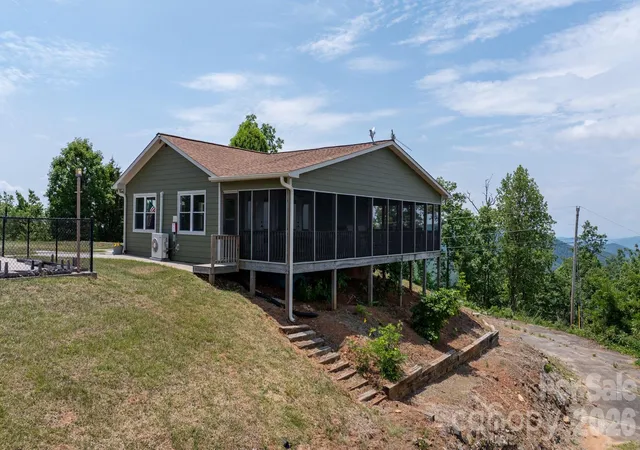 31st image of 7042 Martin Ln, Morganton, NC 28655 | MLS# 4385608