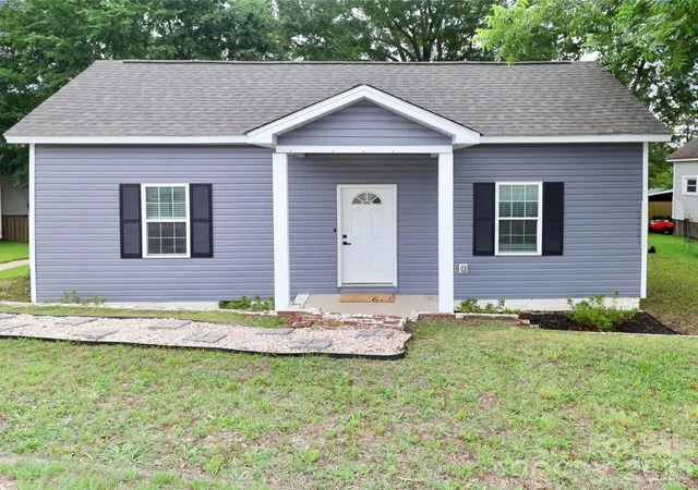 image of 703 S Main St, Landis, NC 28088 | MLS# 4385611