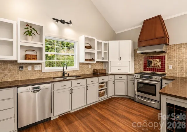 4th image of 60 Hawks Pointe Ln, Weaverville, NC 28787 | MLS# 4385628
