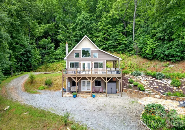 Photo 2 of Single family home for sale at 696 Hickory Nut Holw, Old Fort, NC 28762 | MLS# 4385663 | Listing updated on 2026-06-05