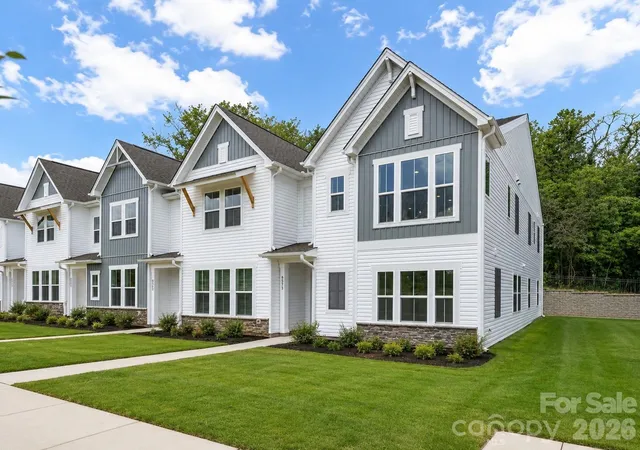 1st image of 6557 Fire Lily Ln, Charlotte, NC 28216 | MLS# 4385669