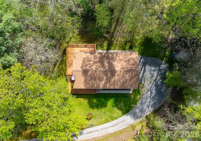 2nd image of 145 Jeter Mountain Rd, Hendersonville, NC 28739 | MLS# 4385676