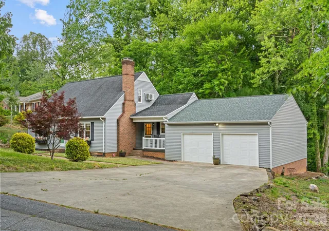 5th image of 1014 Bramblewood Ct Ne, Lenoir, NC 28645 | MLS# 4385707