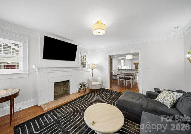 Photo 4 of Single family home for sale at 320 Westwood Ave, Charlotte, NC 28203 | MLS# 4385713 | Listing updated on 2026-09-05