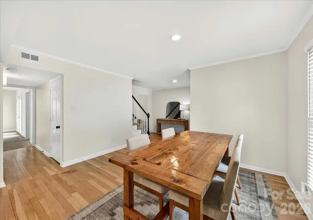 Photo 3 of Sale Pending at 6724 Constitution Ln, Charlotte, NC 28210 | MLS# 4385741 | Listing updated on 2026-09-24