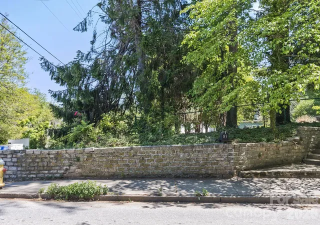 2nd image of 87 Hillside St, Asheville, NC 28801 | MLS# 4385747