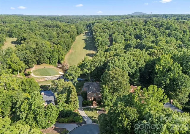 Homes for sale in Cramerton, NC | 208 Tinkham Trl, Cramerton, NC 28032 | MLS# 4385759