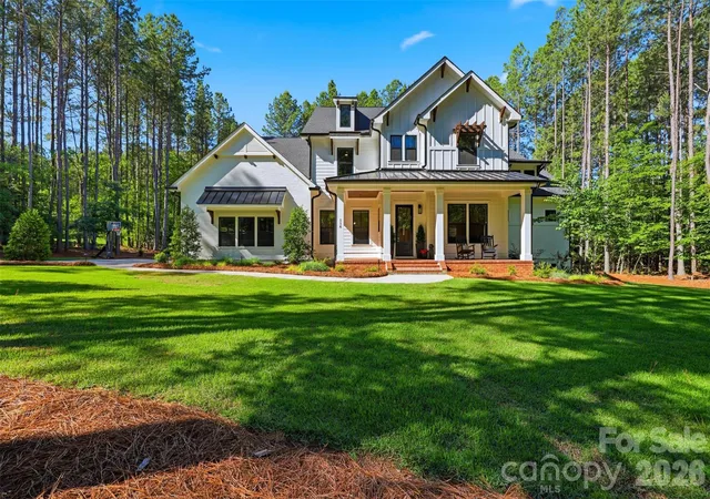 Photo 2 of Single family home for sale at 116 Silver Fls Dr, Troutman, NC 28166 | MLS# 4385765 | Listing updated on 2026-10-03