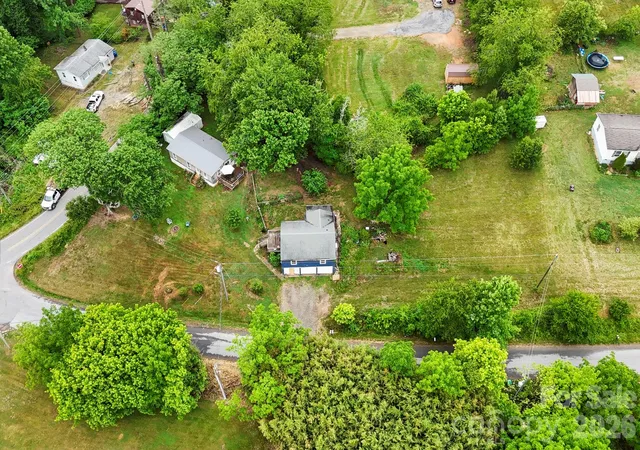 Photo 1 of Multi family home for sale at 4 And 6 Mountain View Rd, Asheville, NC 28806 | MLS# 4385782 | Listing updated on 2026-08-06