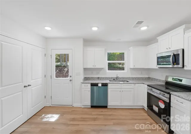 3rd image of 333 Buckelew St, Lancaster, SC 29720 | MLS# 4385807