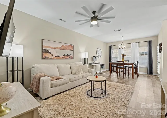 1st image of 334 Bridal Veil Dr, Charlotte, NC 28217 | MLS# 4385811