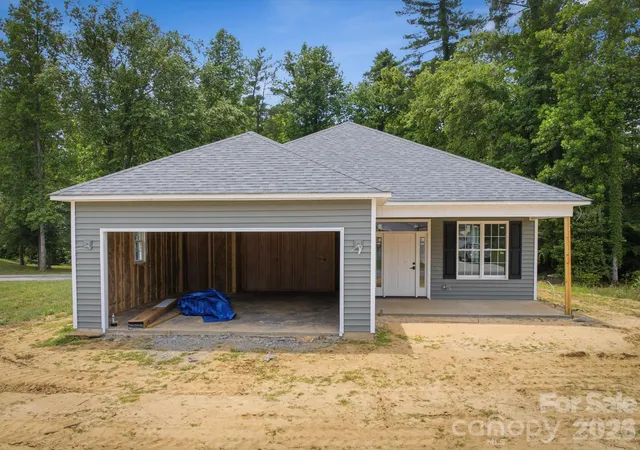 2nd image of 212 Eagle Lndg #28, Morganton, NC 28655 | MLS# 4385836