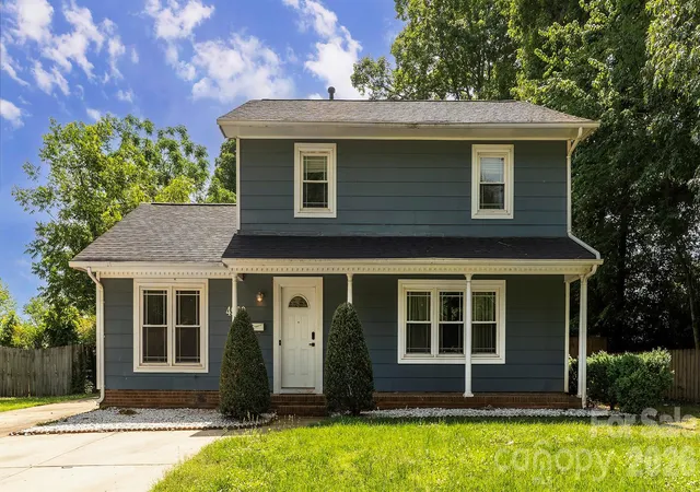 1st image of 4900 Carriage Dr Cir, Charlotte, NC 28205 | MLS# 4385850