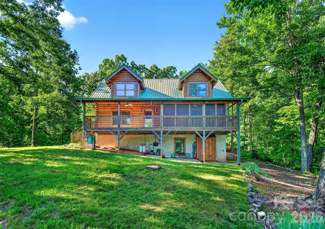 Photo 1 of Single family home for sale at 545 Mountain Crst Dr S, Marion, NC 28752 | MLS# 4385852 | Listing updated on 2026-08-15