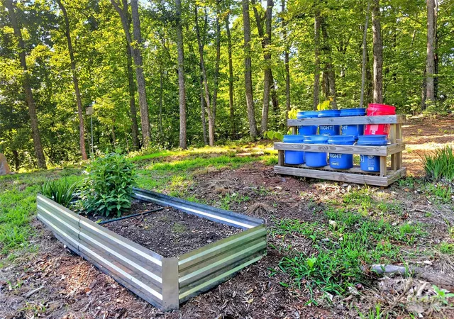 Photo 47 of Single family home for sale at 545 Mountain Crst Dr S, Marion, NC 28752 | MLS# 4385852 | Listing updated on 2026-08-15