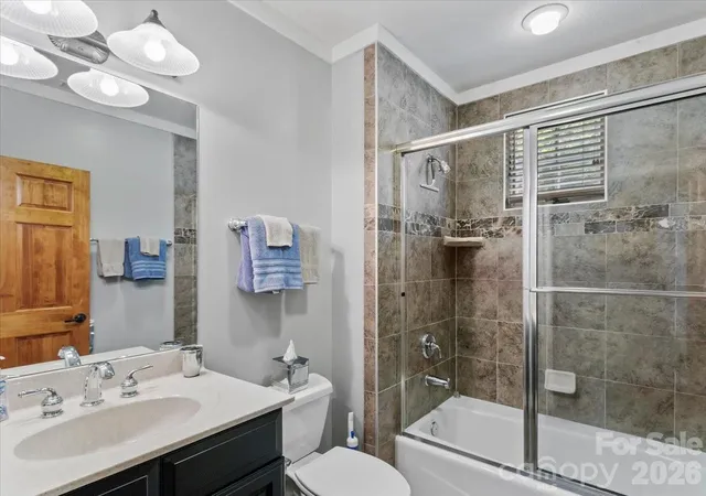 2nd image of 45 Creekside Wy, Burnsville, NC 28714