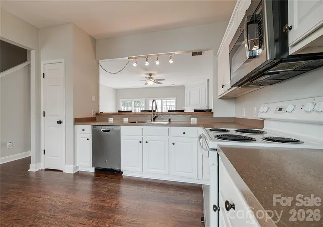 Photo 4 of Townhouse for sale at 3186 Mannington Dr, Charlotte, NC 28270 | MLS# 4385897 | Listing updated on 2026-09-30