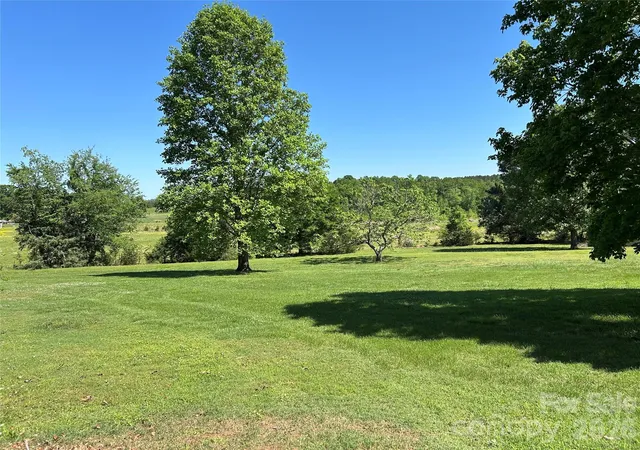 Homes for sale in Blacksburg, SC | 336 Bridges Rd, Blacksburg, SC 29702 | MLS# 4385901