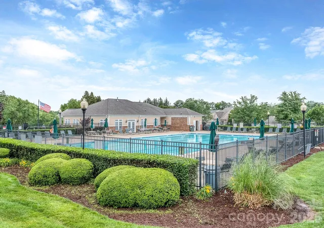 2nd image of 3064 Priory Ridge Dr, Fort Mill, SC 29707