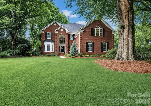 Photo 1 of Single family home for sale at 109 Longboat Rd, Mooresville, NC 28117 | MLS# 4385933 | Listing updated on 2026-10-06