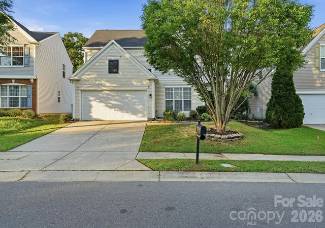 Homes for sale in Charlotte, NC | 2910 Azalea Hills Dr, Charlotte, NC 28262 | MLS# 4385950