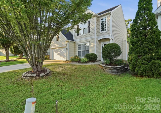 Homes for sale in Charlotte, NC | 2910 Azalea Hills Dr, Charlotte, NC 28262 | MLS# 4385950