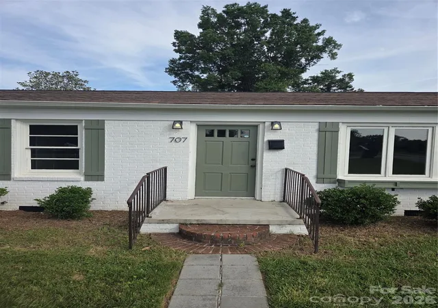 Homes for sale in Cherryville, NC | 707 E 1st St, Cherryville, NC 28021 | MLS# 4385987