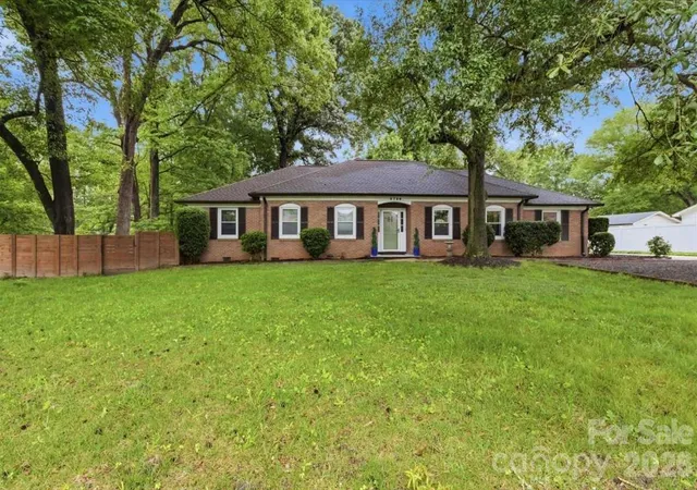 Homes for sale in Rock Hill, SC | 2728 India Hook Rd, Rock Hill, SC 29732 | MLS# 4386017