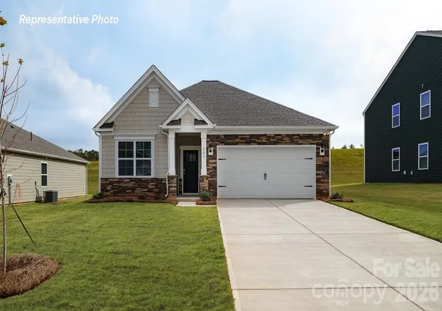 Photo 1 of Sale Pending at 1714 7th Street Dr Ne, Hickory, NC 28601 | MLS# 4386021 | Listing updated on 2026-05-27