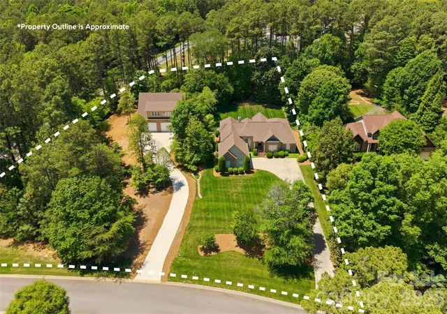 Photo 3 of Single family home for sale at 2605 Penngate Dr, Sherrills Ford, NC 28673 | MLS# 4386074 | Listing updated on 2026-09-21