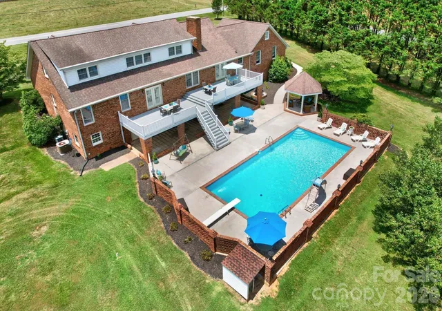 Photo 2 of Single family home for sale at 4723 Old Mountain Rd, Stony Point, NC 28678 | MLS# 4386076 | Listing updated on 2026-10-01
