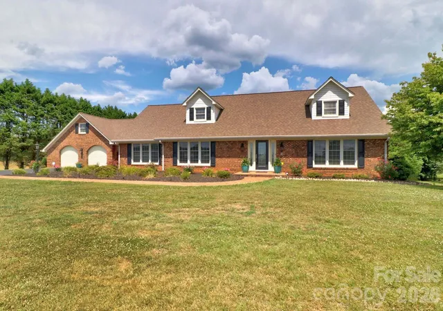 Photo 4 of Single family home for sale at 4723 Old Mountain Rd, Stony Point, NC 28678 | MLS# 4386076 | Listing updated on 2026-09-03