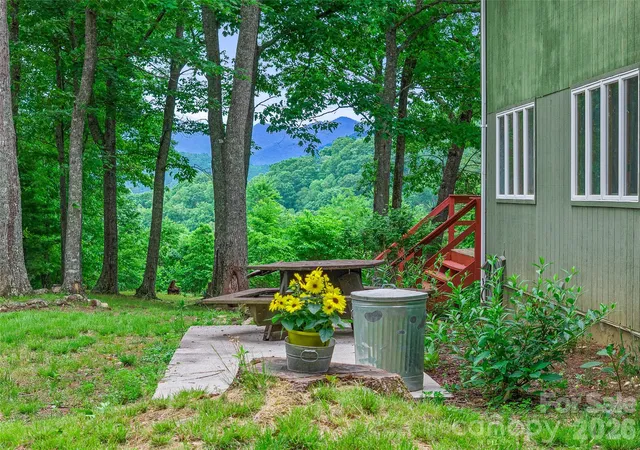 Homes for sale in Burnsville, NC | 820 Wild Rose Ln, Burnsville, NC 28714 | MLS# 4386114