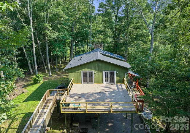 Photo 4 of Single family home for sale at 820 Wild Rose Ln, Burnsville, NC 28714 | MLS# 4386114 | Listing updated on 2026-09-03